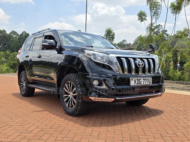 Toyota Land Cruiser Prado 2014 Black
