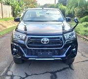 Toyota Hilux SR5 4x4 2019 Black for sale