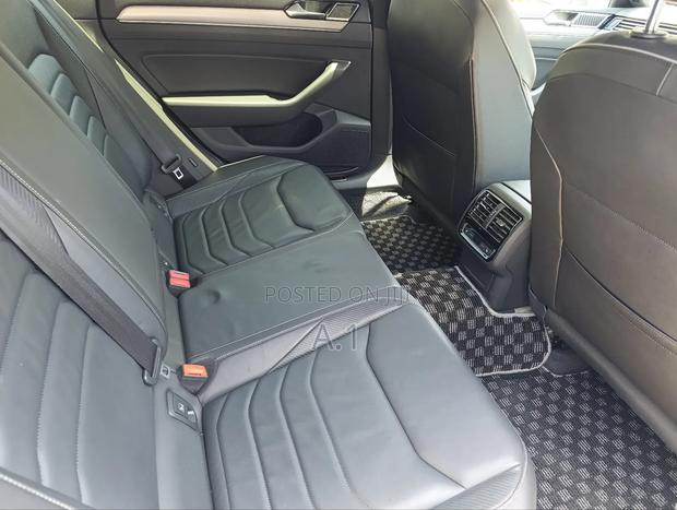 Volkswagen Arteon 2.0T SE R-Line w/20 FWD 2019 Silver