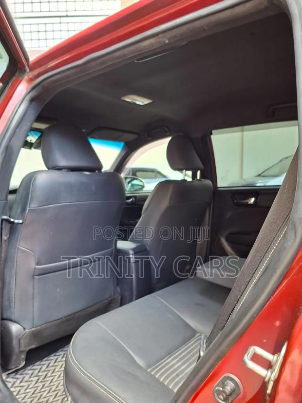 Toyota Corolla Fielder 1.5 Hybrid FWD 2019 Red