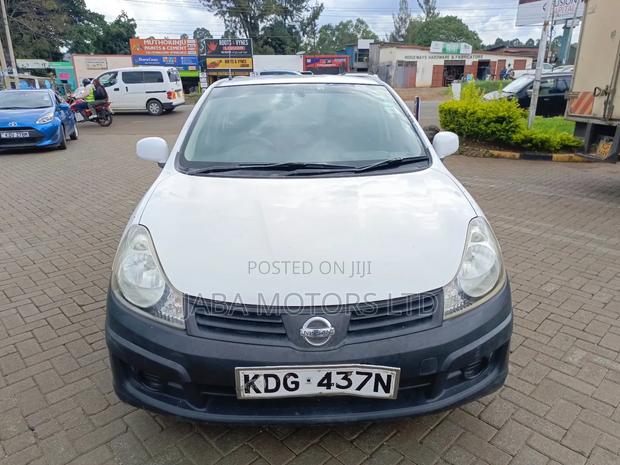 Nissan Advan 2014 White