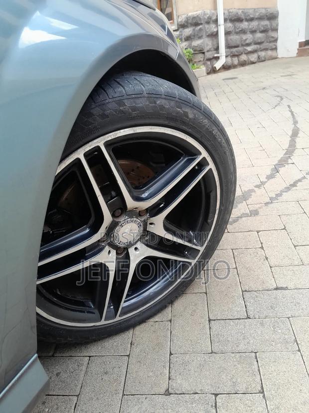 Mercedes-Benz C180 2011 Gray