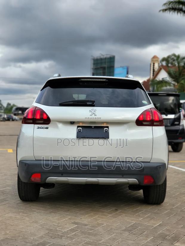 Peugeot 2008 1.2 PureTech (155 Hp) 2019 White
