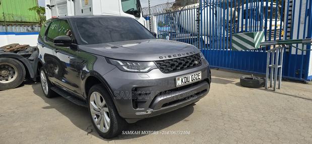 Land Rover Discovery 2017 Gray