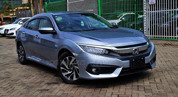 Honda Civic 2019 Silver