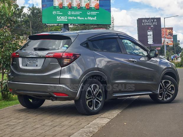 Honda Vezel 1.5 Hybrid 2WD 2019 Gray