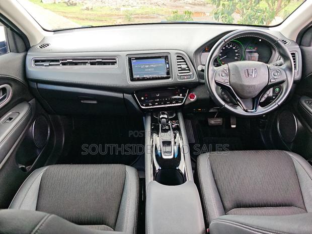 Honda Vezel 1.5 Hybrid 2WD 2019 Gray