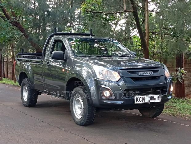 Isuzu D-MAX 2017 Black