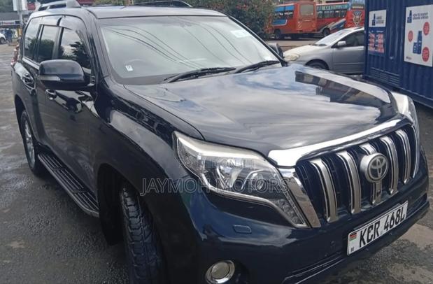 Toyota Land Cruiser Prado 2017 Blue