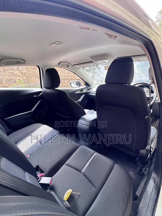 Mazda Axela 2018 White