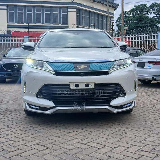 Toyota Harrier 2019 White