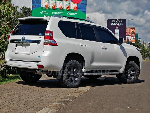 Toyota Land Cruiser Prado 2.7 VVT-i 2015 Pearl