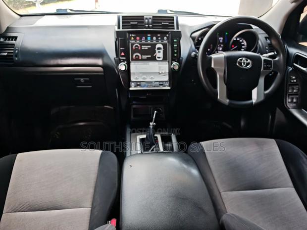 Toyota Land Cruiser Prado 2.7 VVT-i 2015 Pearl