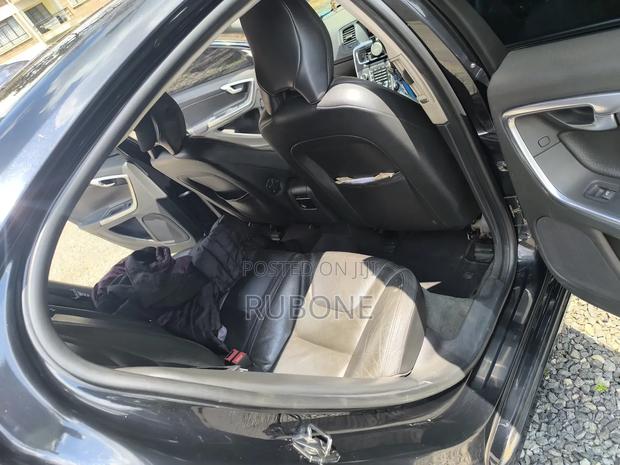 Volvo S60 T4 2012 Black