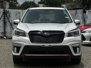 Subaru Forester 2019 White for sale