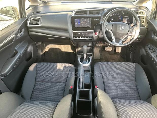 Honda Fit 2019 Silver