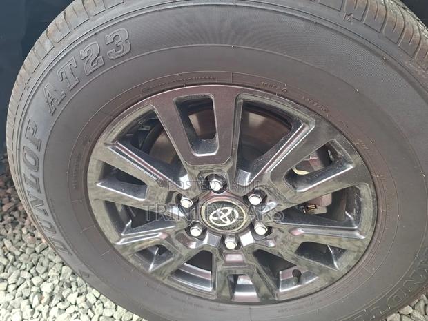 Toyota Land Cruiser Prado 2.7 2024 White