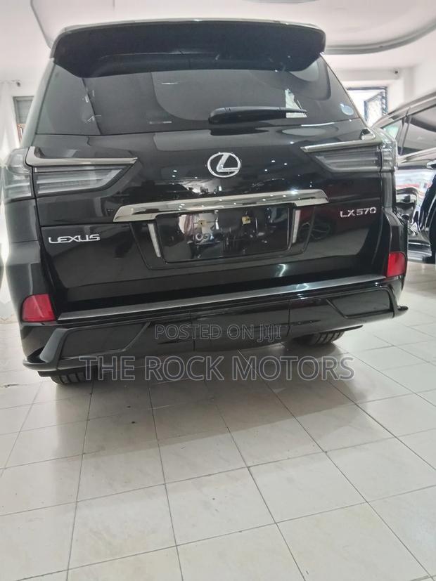 Lexus LX 2020 Black