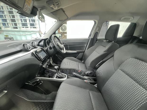 Suzuki Swift 2019 Black