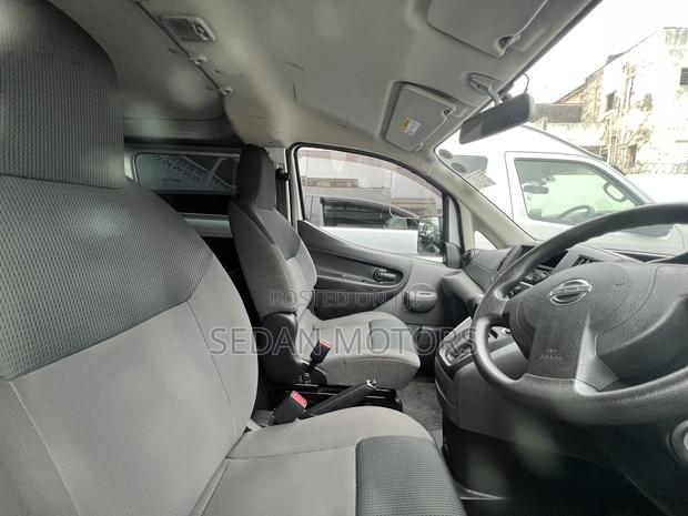 Nissan NV200 2019 Gray