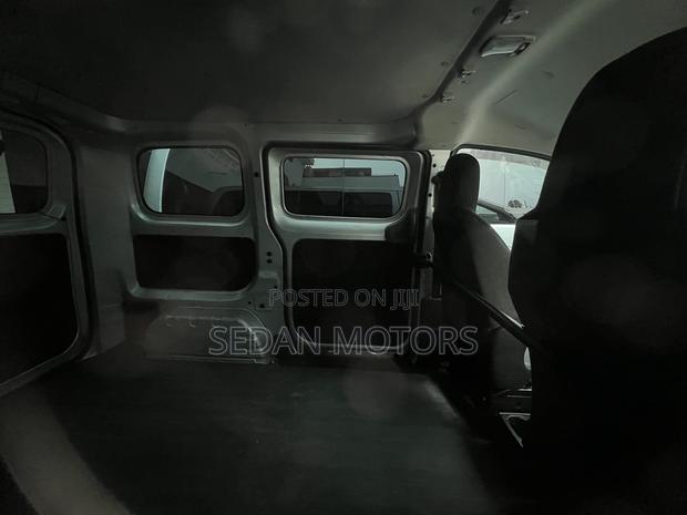 Nissan NV200 2019 Gray