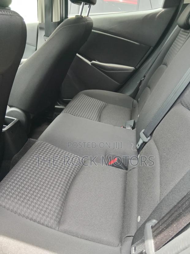 Mazda Demio 2018 Silver