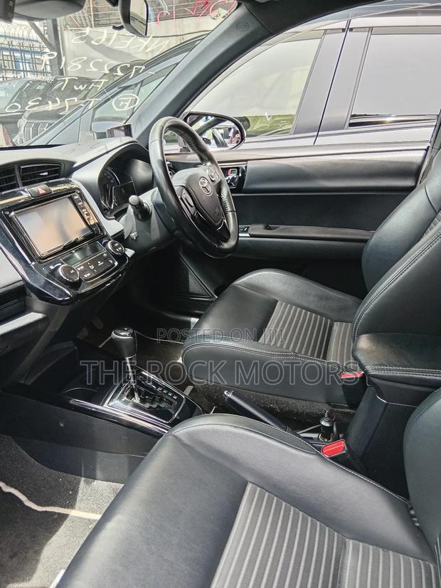 Toyota Corolla Fielder 2019 Blue