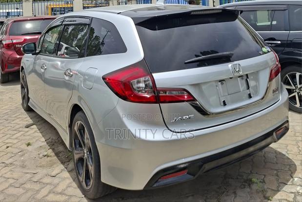 Honda Jade 1.5 Hybrid 2019 Silver