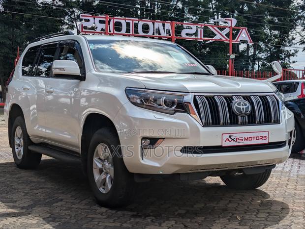 Toyota Land Cruiser Prado 2.8 2019 White