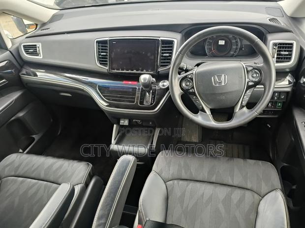 Honda Odyssey 2.4 Absolute 4WD 2019 Black