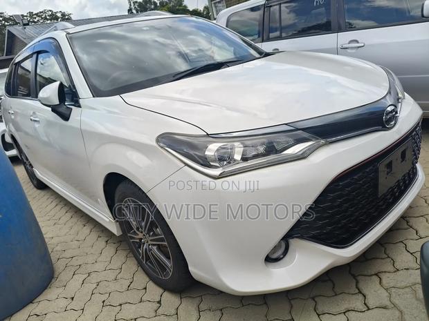 Toyota Corolla Fielder 1.5 Petrol AWD 2018 Pearl