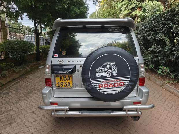 Toyota Land Cruiser Prado 2.7 16V 5dr 2000 Silver