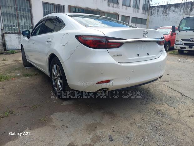 Mazda Atenza 2019 White