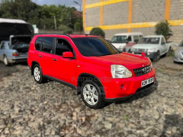 Nissan X-Trail 2.0 Petrol XE 2010 Red