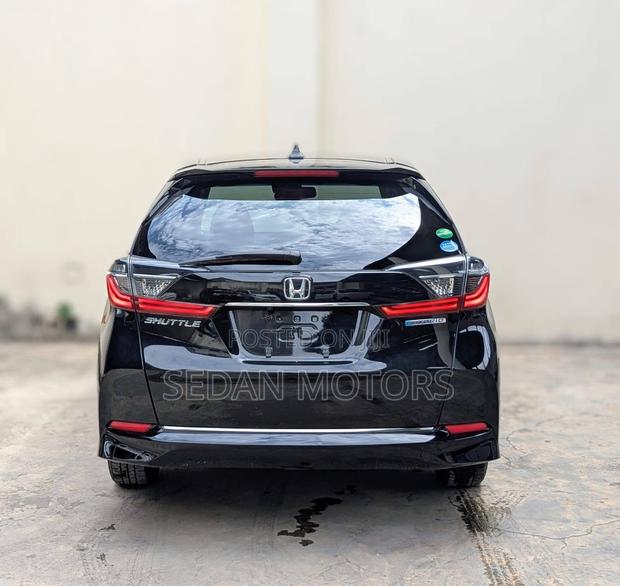 Honda Fit Shuttle 2019 Matt Black
