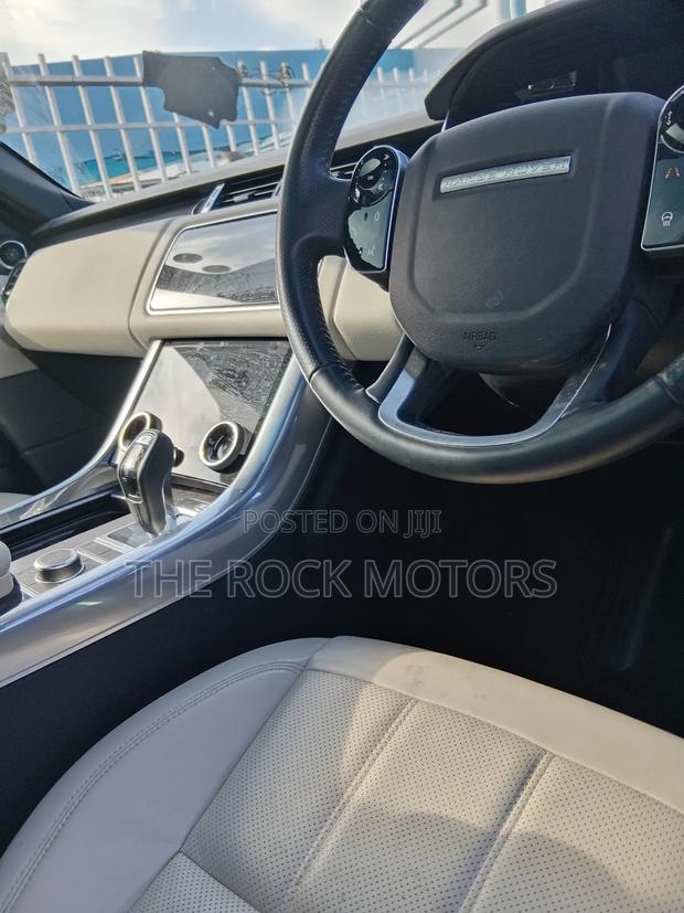 Land Rover Range Rover 2019 White