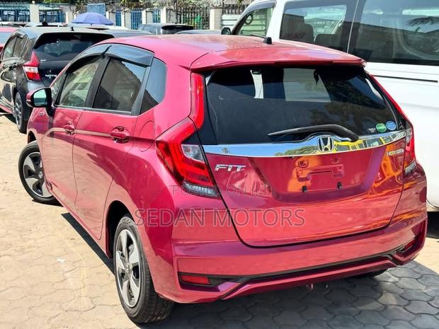 Honda Fit 2019 Burgundy