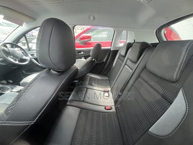 Peugeot 2008 2019 White