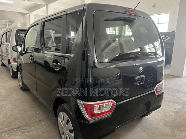 Suzuki Wagon R 2019 Black