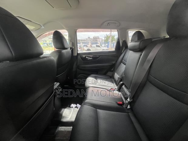 Nissan X-Trail 2019 Matt Black