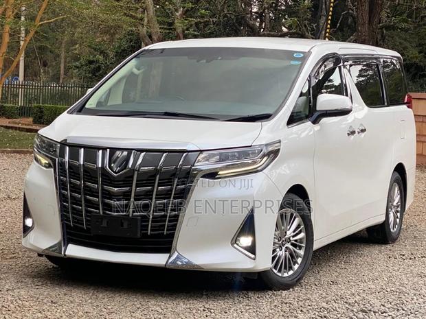 Toyota Alphard 2.5 Petrol FWD 2019 White