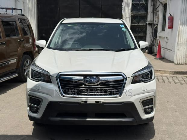 Subaru Forester 2018 White