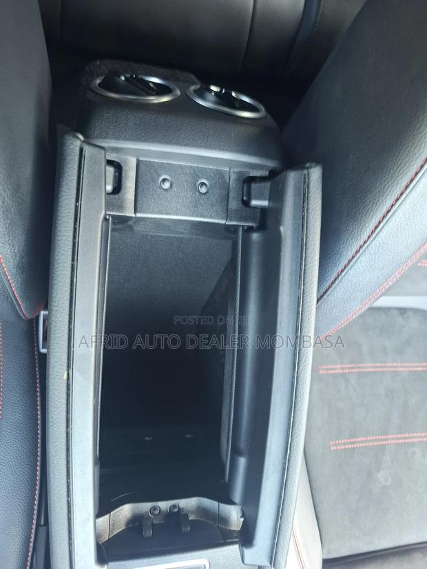 Mercedes-Benz A-Class 2019 Silver