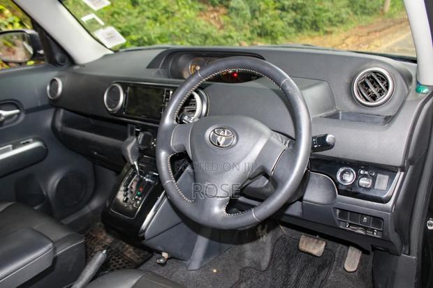 Toyota Corolla Rumion 2014 Black