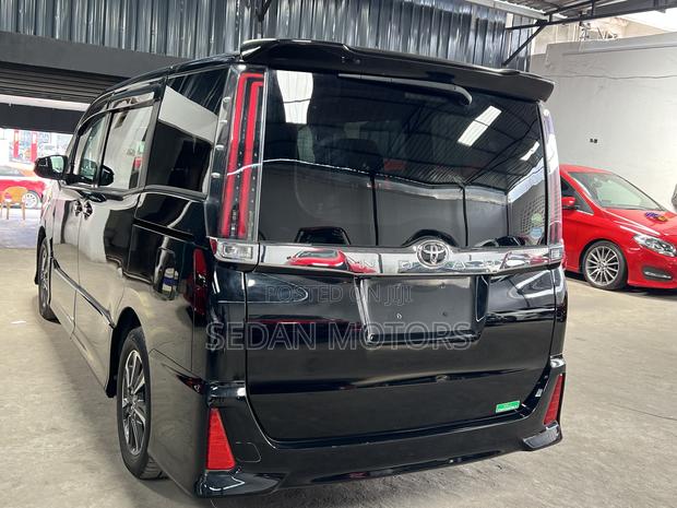Toyota Noah 2019 Black