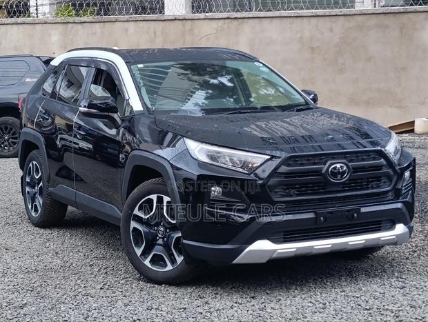 Toyota RAV4 Adventure 2019 Black