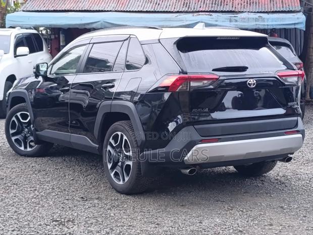 Toyota RAV4 Adventure 2019 Black