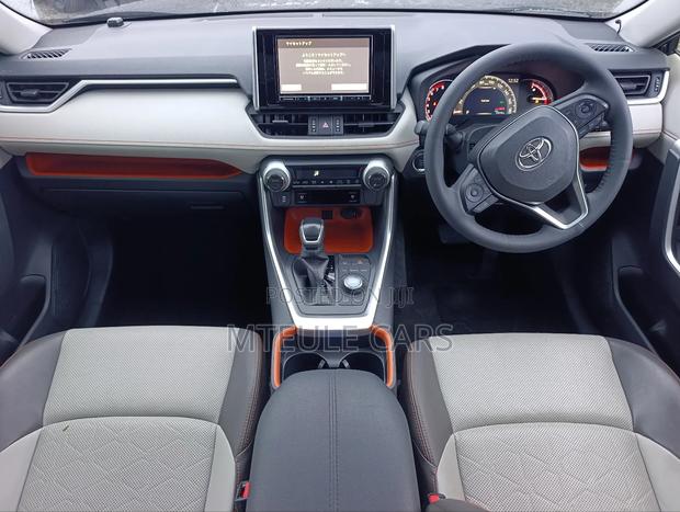 Toyota RAV4 Adventure 2019 Black