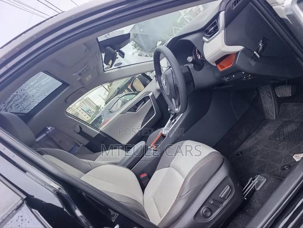 Toyota RAV4 Adventure 2019 Black