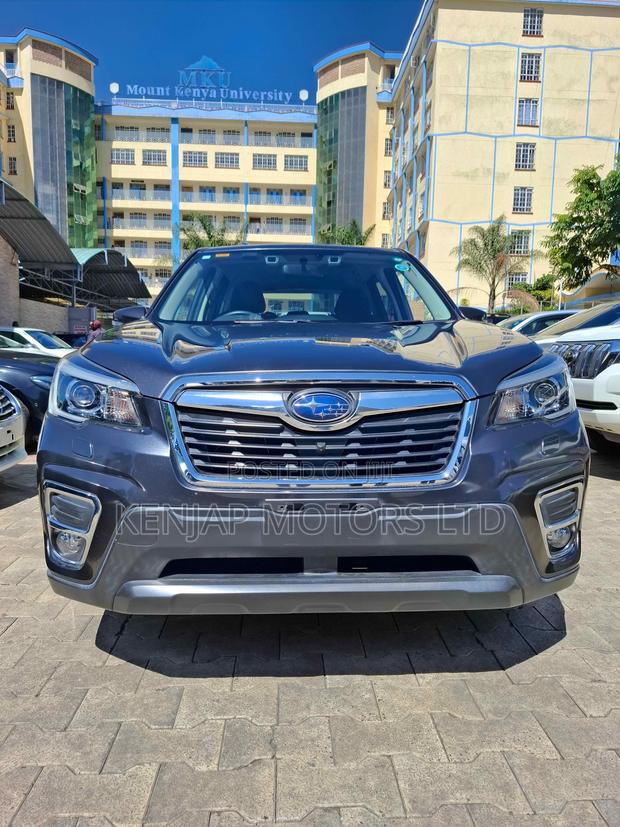 Subaru Forester 2019 Gray